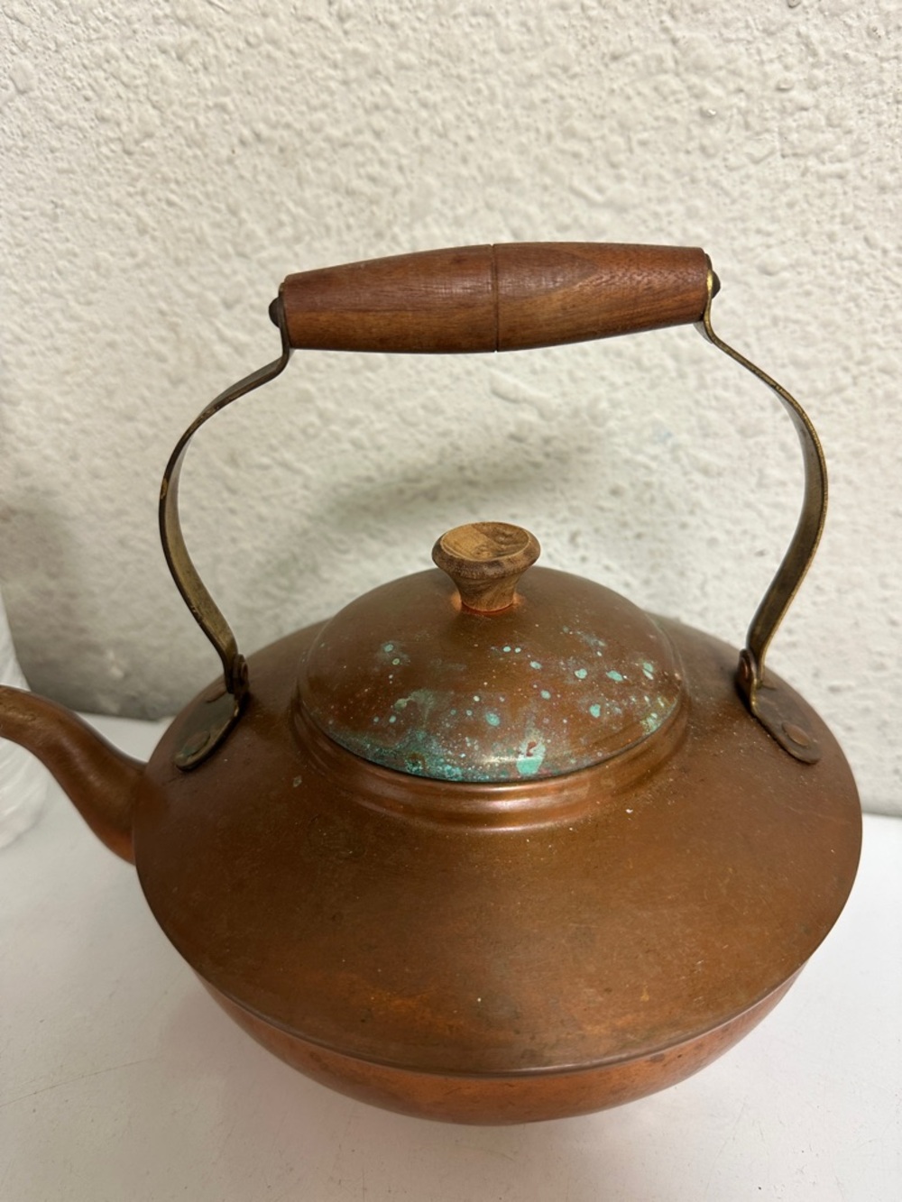 Copper Tea Kettle with Wooden Handle - Brown Copper Finish
